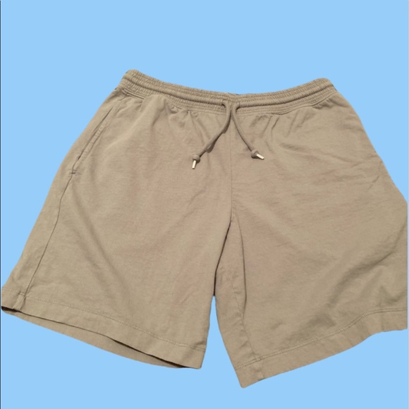 Men’s shorts - Picture 1 of 3